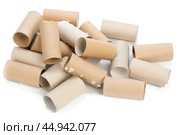 Empty toilet paper on white background. Стоковое фото, фотограф Сергей Толмачёв / Фотобанк Лори