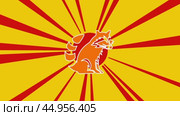 Символ енота на фоне анимации из движущихся лучей солнца. Большой оранжевый символ немного увеличивается. Плавная закольцованная анимация в формате 4k на желтом фоне. Стоковое видео, видеограф Карпенко Алексей / Фотобанк Лори