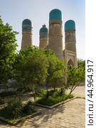 Chor Minor Madrasah in Bukhara (2022 год). Стоковое фото, фотограф Юлия Белоусова / Фотобанк Лори