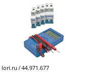 Цифровой мультиметр и автоматический электрический выключатель. Digital multimeter and circuit breakers with wires. Стоковое фото, фотограф Татьяна Д / Фотобанк Лори