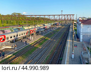 Железнодорожная станция Узуново, Московская область (2023 год). Редакционное фото, фотограф Мария Кылосова / Фотобанк Лори