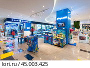 Store with Playmobil toys, Seoul (2017 год). Редакционное фото, фотограф Александр Подшивалов / Фотобанк Лори