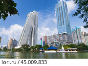 Sri Lanka, Colombo city view with modern skyscraper towers (2021 год). Редакционное фото, фотограф EugeneSergeev / Фотобанк Лори