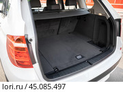 KRASNOYARSK, RUSSIA - September 22, 2024: White BMW X3 F25. Редакционное фото, фотограф Плотников Дмитрий / Фотобанк Лори