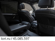 KRASNOYARSK, RUSSIA - June 15, 2024: Black BMW X5 E70. Редакционное фото, фотограф Плотников Дмитрий / Фотобанк Лори