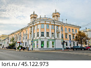 Новоторжская улица, дом 23 / Трёхсвятская улица, дом 39. Тверь. Россия. Редакционное фото, фотограф E. O. / Фотобанк Лори