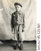 Ростовой портрет мальчика в 1940-е годы. Стоковое фото, фотограф Retro / Фотобанк Лори