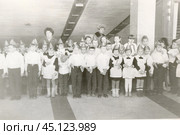 Советские школьники младших классов в 1980-е годы. Стоковое фото, фотограф Retro / Фотобанк Лори