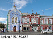 Часовня Югской Дорофеевой пустыни на углу Крестовой и Стоялой улиц. Рыбинск, Ярославская область, Россия (2024 год). Редакционное фото, фотограф Елена Коромыслова / Фотобанк Лори