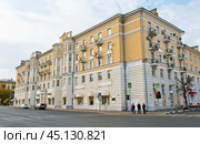 Новоторжская улица, дом 7. Тверь. Россия. Редакционное фото, фотограф E. O. / Фотобанк Лори
