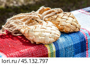 Birchen woven bast shoes traditional Russian footwear. Стоковое фото, фотограф FotograFF / Фотобанк Лори