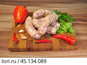 Мясопродукты. Полуфабрикаты. Мясо. Свинина. Говядина. Кухня. Ресторан. Кафе. Приготовление. Ужин. Стол. Стейк. Пища. Стоковое фото, фотограф Владимир Зыбин / Фотобанк Лори