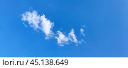 Lonely cloud in the sky. Стоковое фото, фотограф Andrew_Swarga / Фотобанк Лори