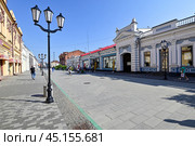 Пешеходная улица Урицкого. Город  Иркутск (2024 год). Редакционное фото, фотограф Александр Тараканов / Фотобанк Лори