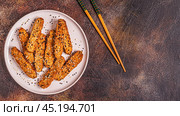 Fried tempeh with sesame seeds. Стоковое фото, фотограф Татьяна  Бральнина / Фотобанк Лори