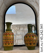 Ceramics in the shop of the monastery The sisters of Bethlehem of the Assumption of Mary and of Saint Bruno. Редакционное фото, фотограф Irina Opachevsky / Фотобанк Лори