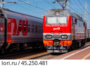 The locomotive arrives at the Moskovsky railway station in Tula. Tula region, Russia. (2024 год). Редакционное фото, фотограф Photojuli / Фотобанк Лори