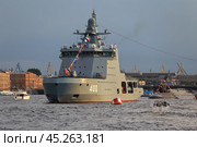 Патрульный корабль ледового класса "Иван Папанин".в Санкт-Петербурге. (2024 год). Редакционное фото, фотограф Роман Рожков / Фотобанк Лори