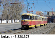 Трамвай "Tatra" T3SU №238+№239, улица Челюскинцев, Екатеринбург (2019 год). Редакционное фото, фотограф Алексей Иванов / Фотобанк Лори