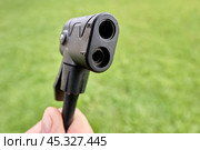 Dual head valve connector adapter for bicycle tire air pump. Стоковое фото, фотограф Владимир Григорьев / Фотобанк Лори