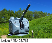 Универсальная корабельная артустановка АК-176. Парк "Патриот", Кронштадт, Санкт-Петербург (2019 год). Редакционное фото, фотограф Алексей Иванов / Фотобанк Лори