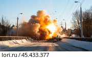 Контролируемый взрыв разрушил мост в зимнем пейзаже. Стоковое AI-изображение, AI-художник ФотоИнтеллект / Фотобанк Лори