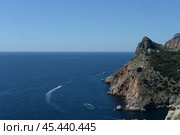 Вид на Чёрное море с горы Кастрон, Крым, Россия (2021 год). Редакционное фото, фотограф Free Wind / Фотобанк Лори