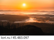 Утренний туман. Стоковое фото, фотограф Артур Ибрагимов / Фотобанк Лори