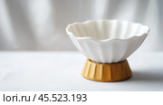 Eco friendly coffee dripper close up for sustainable brewing and zero waste lifestyle. Стоковое AI-изображение, AI-художник Sabyna75 / Фотобанк Лори