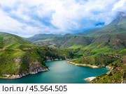 Picturesque view of the mountain lake Gizhgit with azure water. Caucasus. Стоковое фото, фотограф Константин Лабунский / Фотобанк Лори