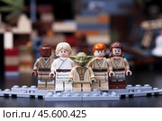 RUSSIA, May 16, 2018. Constructor Lego Star Wars. Jedi, Members of the High Council, Mace Windu, Yoda, Obi-Wan Kenobi, Luke, Qui-Gon Jinn. Редакционное фото, фотограф Андрей Аркуша / Фотобанк Лори