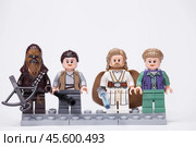 RUSSIA, May 16, 2018. Constructor Lego Star Wars. Mini-figures of the characters Jedi Luke Skywalker, Chewbacca, Ray and Leia Solo Organa. Редакционное фото, фотограф Андрей Аркуша / Фотобанк Лори