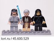 RUSSIA, May 16, 2018. Constructor Lego Star Wars. Various mini-figures from different episodes of the saga. Редакционное фото, фотограф Андрей Аркуша / Фотобанк Лори