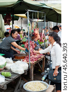 Butcher shop in Vietnam (2014 год). Редакционное фото, фотограф Александр Подшивалов / Фотобанк Лори