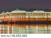 Ночной Санкт-Петербург. Набережная Невы, здание Сената и Синода (2014 год). Стоковое фото, фотограф Александр Алексеев / Фотобанк Лори