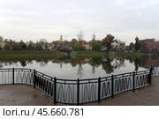Пруд Поплавок в историческом районе Амалиенау города Калининграда (2022 год). Редакционное фото, фотограф Free Wind / Фотобанк Лори