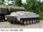 Гусеничный бронетранспортёр БТР-50П в военно-патриотическом парке культуры и отдыха Вооруженных Сил "Патриот" на острове Русский. Город Владивосток (2022 год). Редакционное фото, фотограф Free Wind / Фотобанк Лори