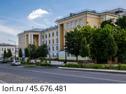 Череповецкий государственный университет (ЧГУ). Череповец. Вологодская область (2024 год). Редакционное фото, фотограф Сергей Афанасьев / Фотобанк Лори