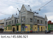 "Здание с конторой банка" / "Дом Леандера". Сортавала, улица Карельская, 13 / улица Гагарина, 1 (2019 год). Редакционное фото, фотограф Алексей Иванов / Фотобанк Лори