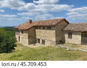Усадьба А.С. Фирковича XVIII в. Чуфут-Кале, Бахчисарай, Крым (2023 год). Стоковое фото, фотограф Мария Кылосова / Фотобанк Лори