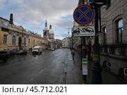Санкт-Петербург с видом на улицу Пестеля осенью. Редакционное фото, фотограф Дмитрий Неумоин / Фотобанк Лори