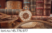 Vintage pocket watch. Vintage background Concept of time history. Стоковое видео, видеограф Андрей Армягов / Фотобанк Лори