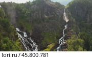 Latefossen is one of the most visited waterfalls in Norway and is located near Skare and Odda in the region Hordaland, Norway. Consists of two separate streams flowing down from the lake Lotevatnet. (2019 год). Стоковое видео, видеограф Андрей Армягов / Фотобанк Лори