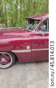 The panel van Pontiac Sedan Delivery, 1951. Редакционное видео, видеограф Sergey Kohl / Фотобанк Лори