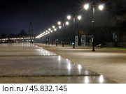Крым, Евпатория, курорт, ночь, декоративные фонари, променад, набережная, городская среда. Стоковое фото, фотограф Андрей Макаренко / Фотобанк Лори