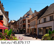 Peaceful streets of Sens, France. Стоковое фото, фотограф Яков Филимонов / Фотобанк Лори