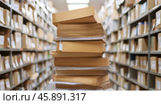 Комплексная организация документации для подготовки к аудиту соответствия. Стоковое AI-изображение, AI-художник ФотоИнтеллект / Фотобанк Лори