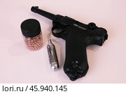 Pistol copy Parabellum. Pneumatic weapon. Редакционное фото, фотограф Виталий Шкапский / Фотобанк Лори
