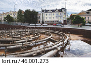 Фонтан отключенный на зиму (2022 год). Редакционное фото, фотограф Ольга Дубровская / Фотобанк Лори