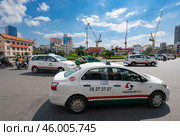 Taxis in Ho Chi Minh City, Vietnam (2015 год). Редакционное фото, фотограф Александр Подшивалов / Фотобанк Лори
